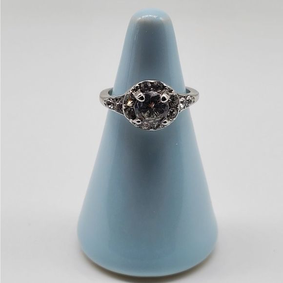 CZ Fashion Ring - Picture 4 of 6